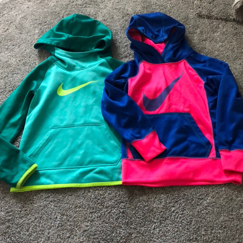 Two girls size XS Nike hoodies